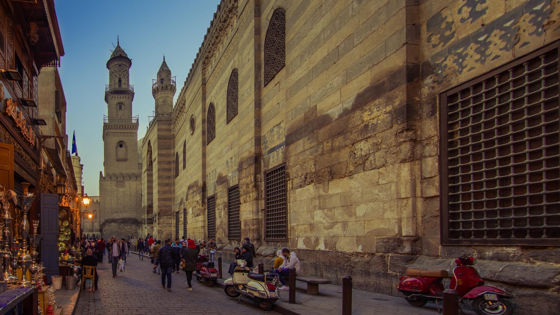 AL Muzz Street Old Cairo Tour- Top Class Egypt Trave AL Muzz Street Old Cairo Tour- Top Class Egypt Trave