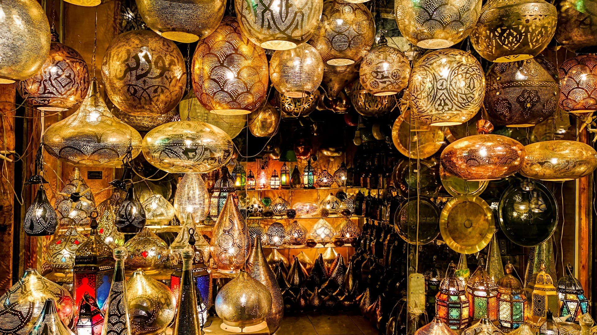 Khan El-Khalili Bazaar - Top Class Egypt Travel