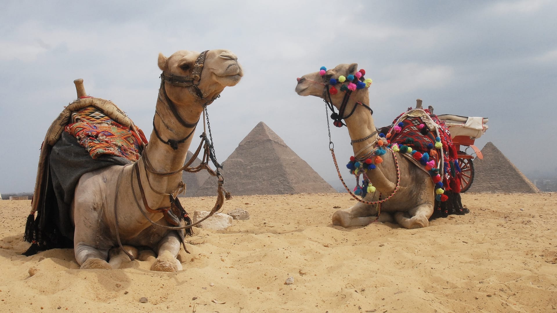 Why giza pyramids Build Top Class Egypt Travel
