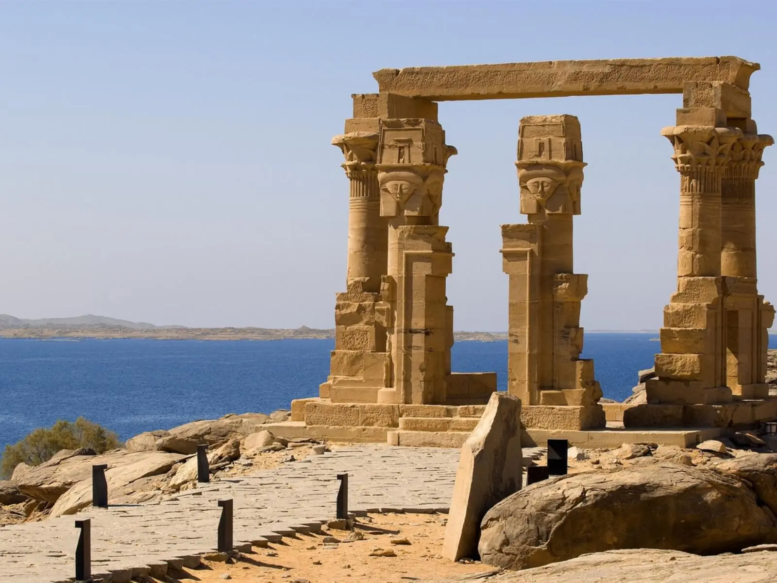 kalabsha temple image nile cruise holiday 4